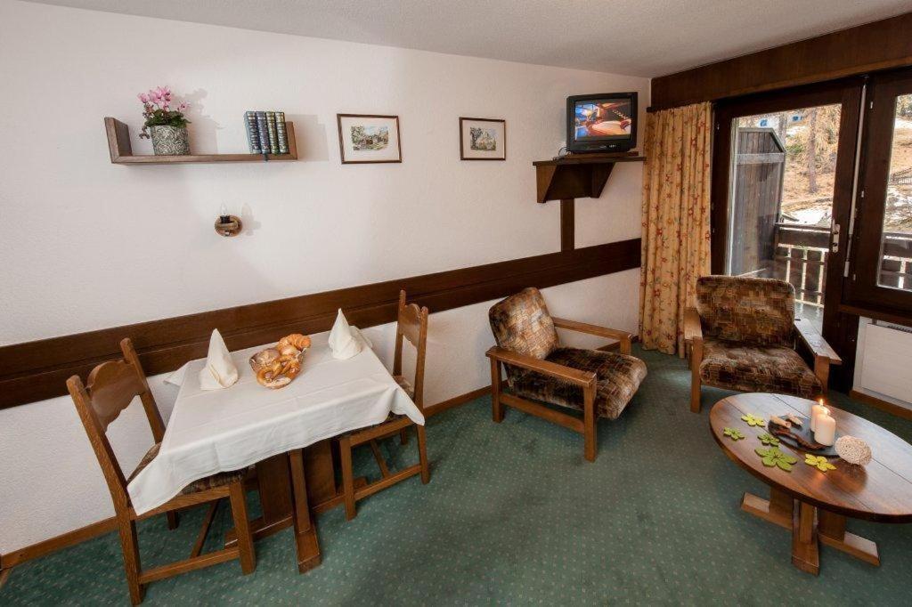 Appartements Zermatt Paradies Екстериор снимка