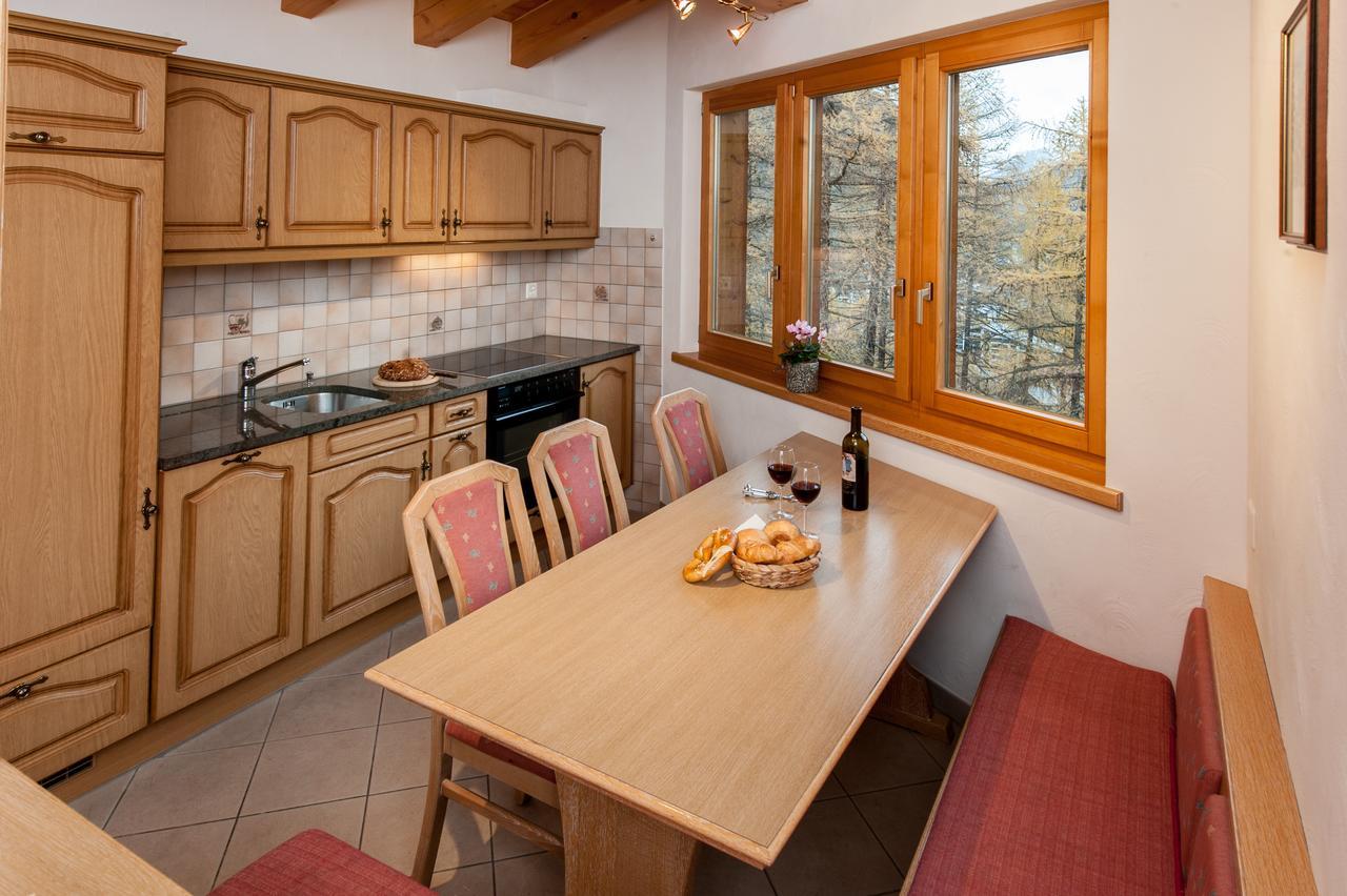 Appartements Zermatt Paradies Стая снимка